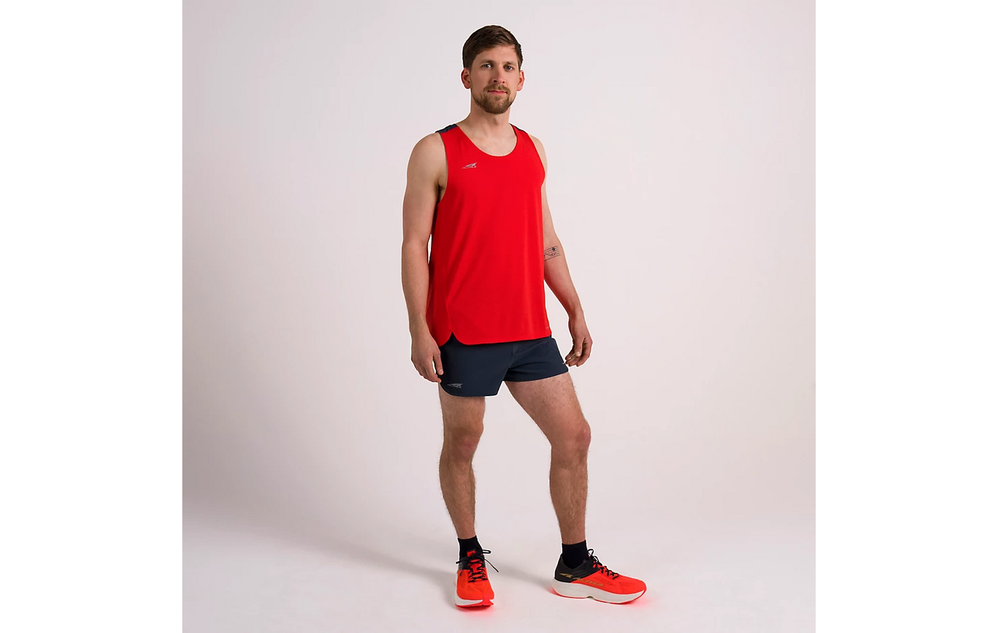 MEN'S PERFORMANCE 2" SHORT