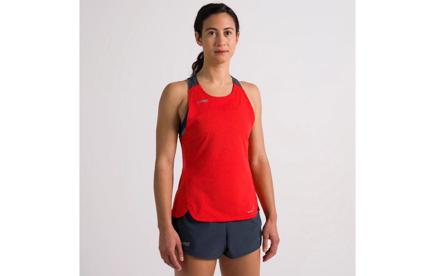 WOMEN'S PERFORMANCE TANK