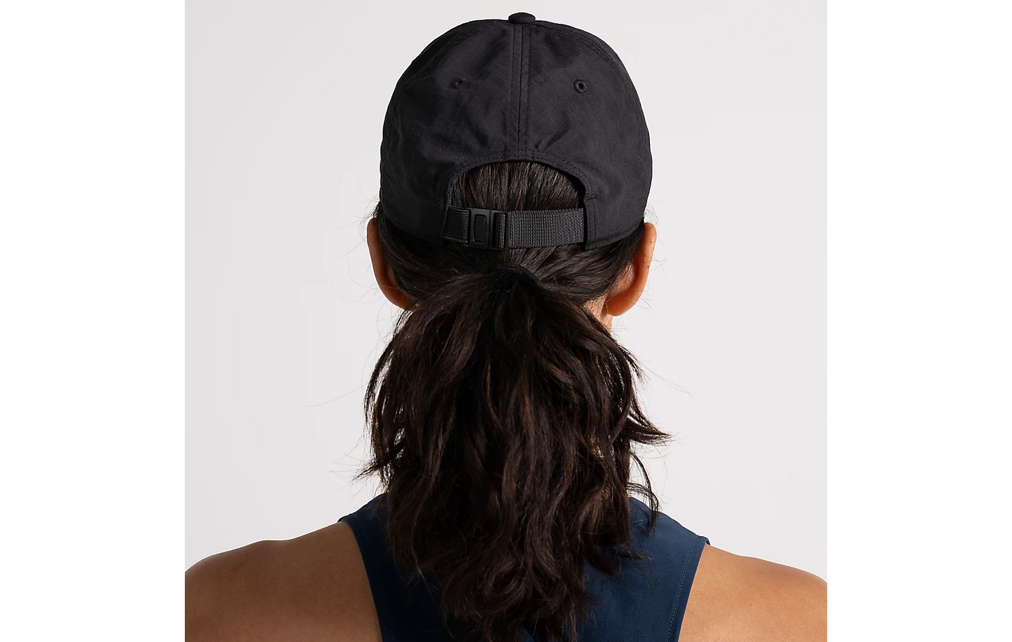 PERFORMANCE RUN HAT